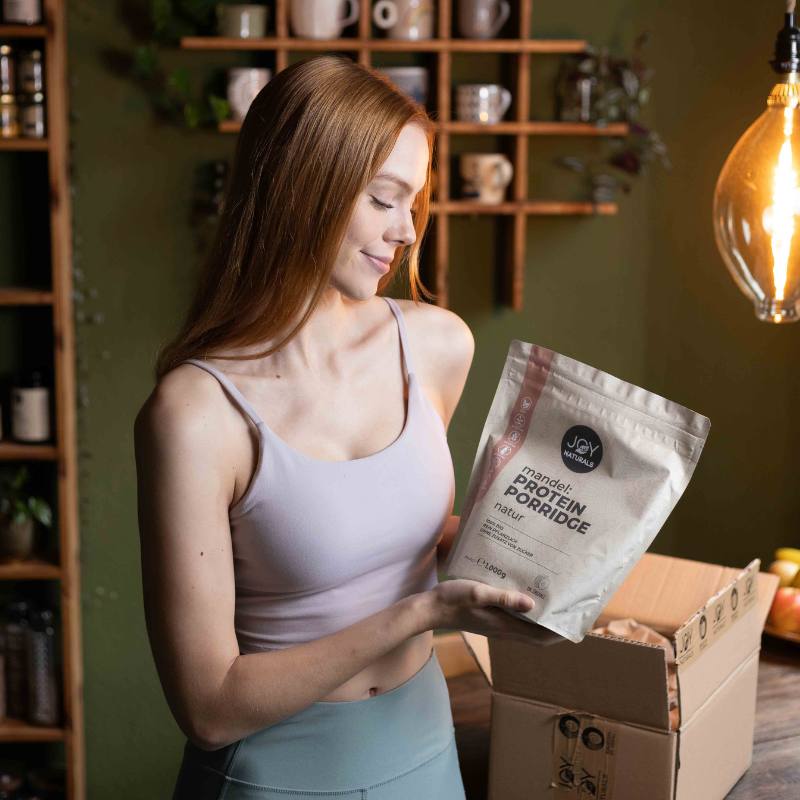 Nachfüllpackung Mandel Protein Porridge auspacken