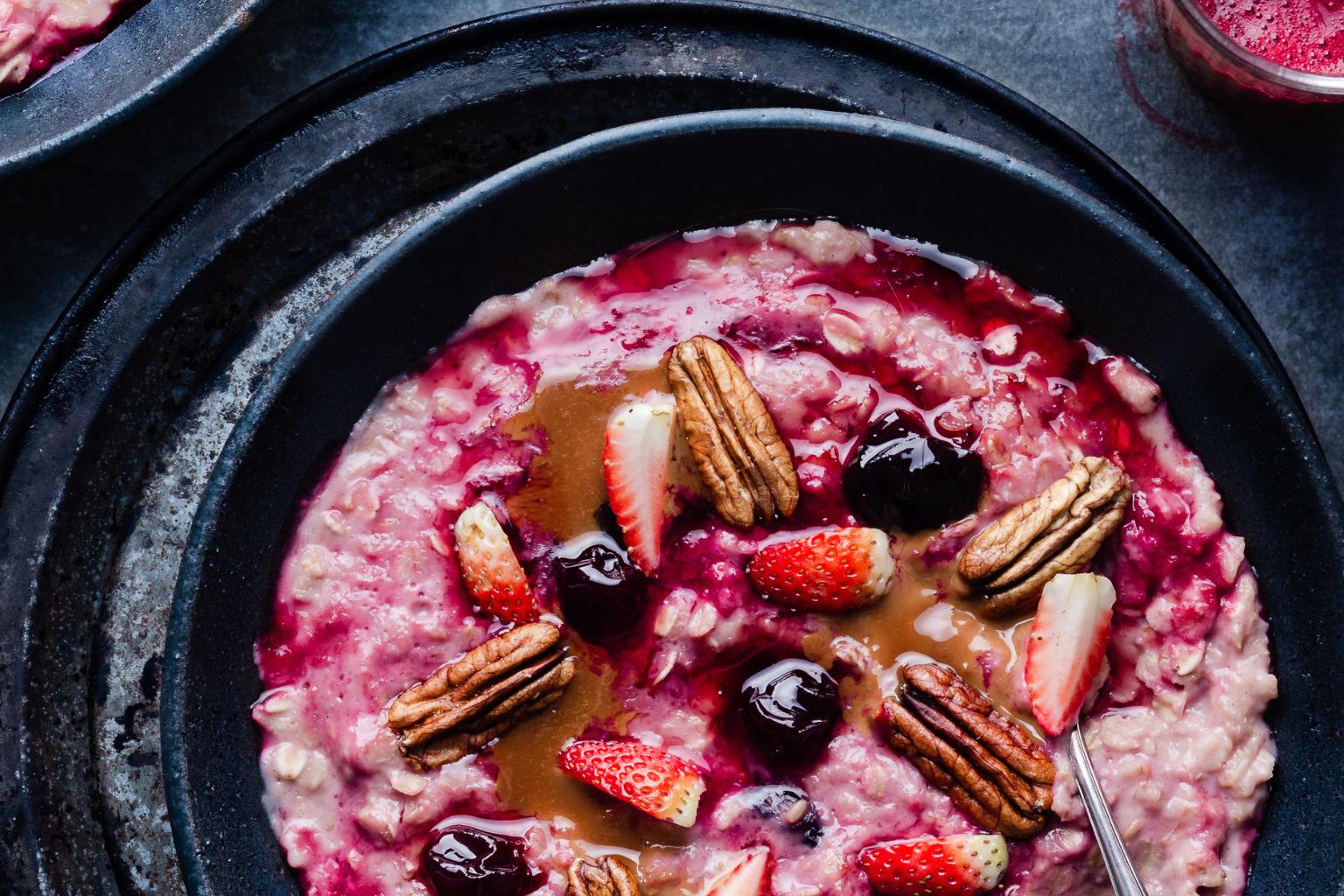 Porridge ohne Zuckerzusatz, der lange sättigt