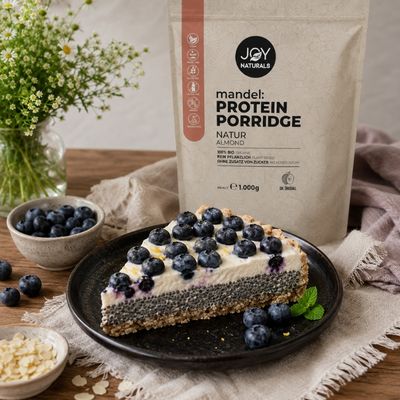 Protein Mohn-Cheesecake-Tarte mit Heidelbeeren